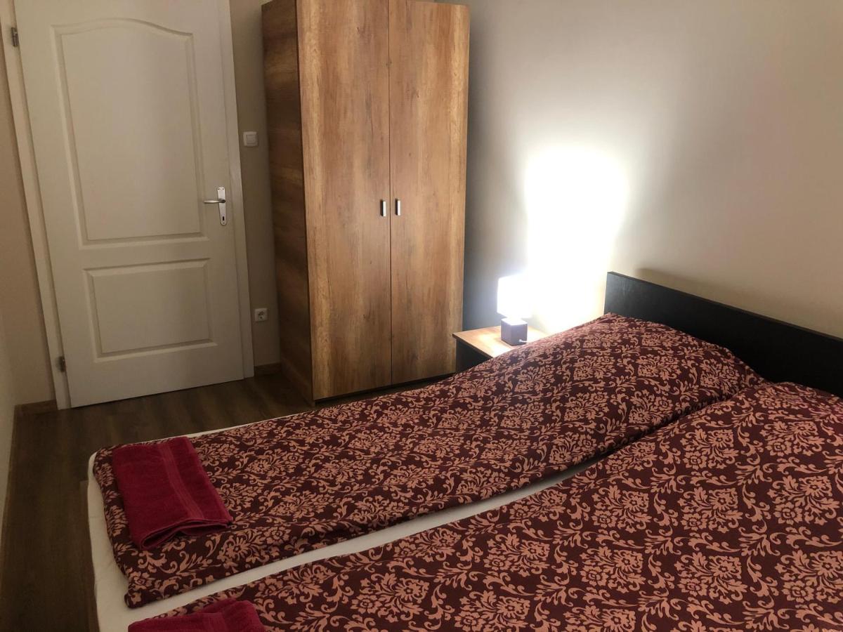 Hajdúszoboszló Alina Apartmanok מראה חיצוני תמונה