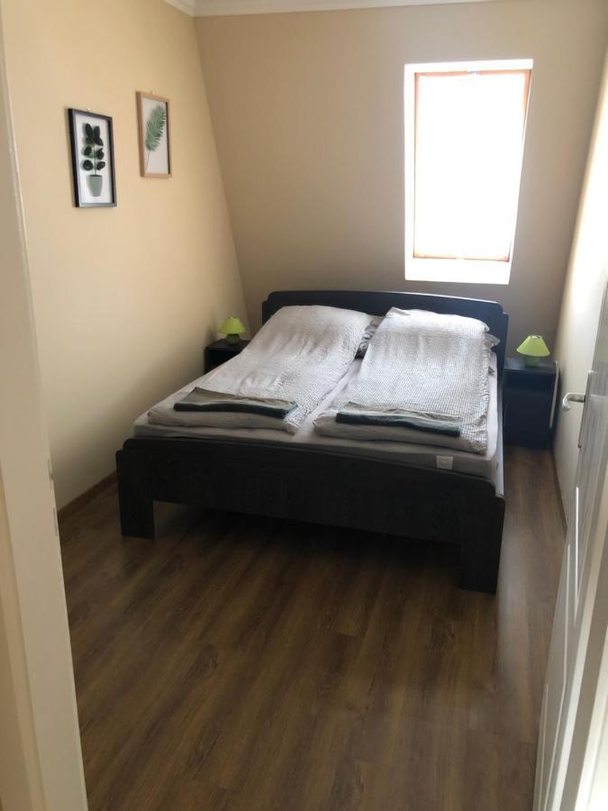Hajdúszoboszló Alina Apartmanok מראה חיצוני תמונה