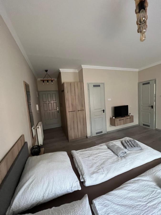 Hajdúszoboszló Alina Apartmanok מראה חיצוני תמונה